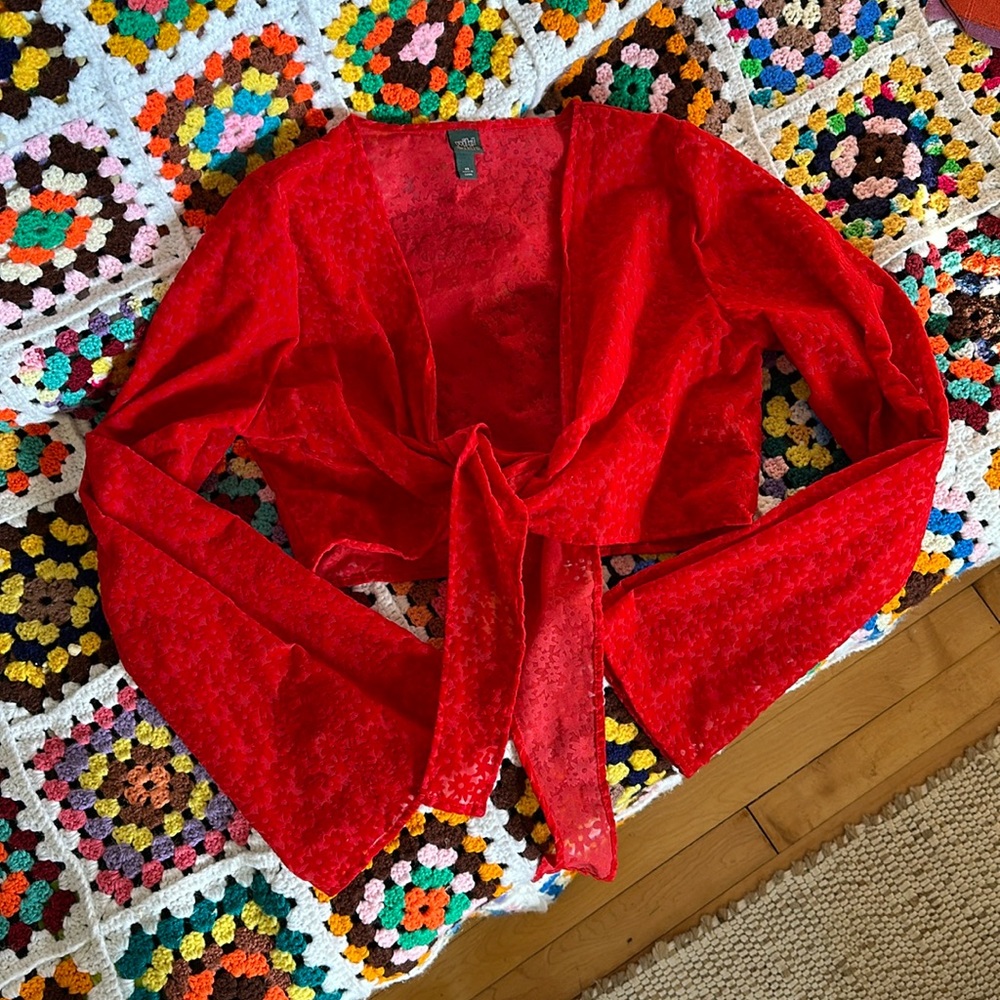 Wild Fable Flower Bomb Top